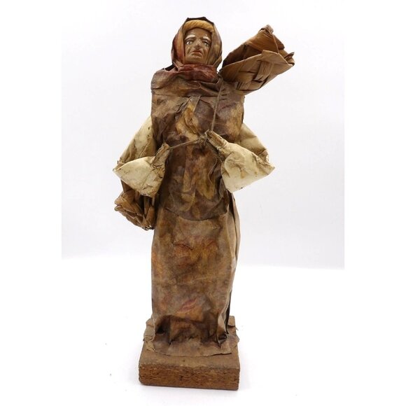 Viejita Papel Mache Old Woman w Woven Mat on Back Papier Mache 12x3½x3½ Mexico - Picture 1 of 5